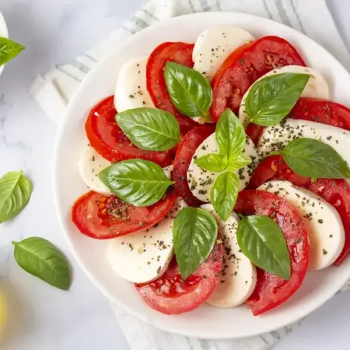 Caprese mit Basilikumöl