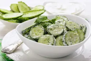 Ölmühle Bayreuth - Rezepte 2 Polnischer Gurkensalat - Mizeria